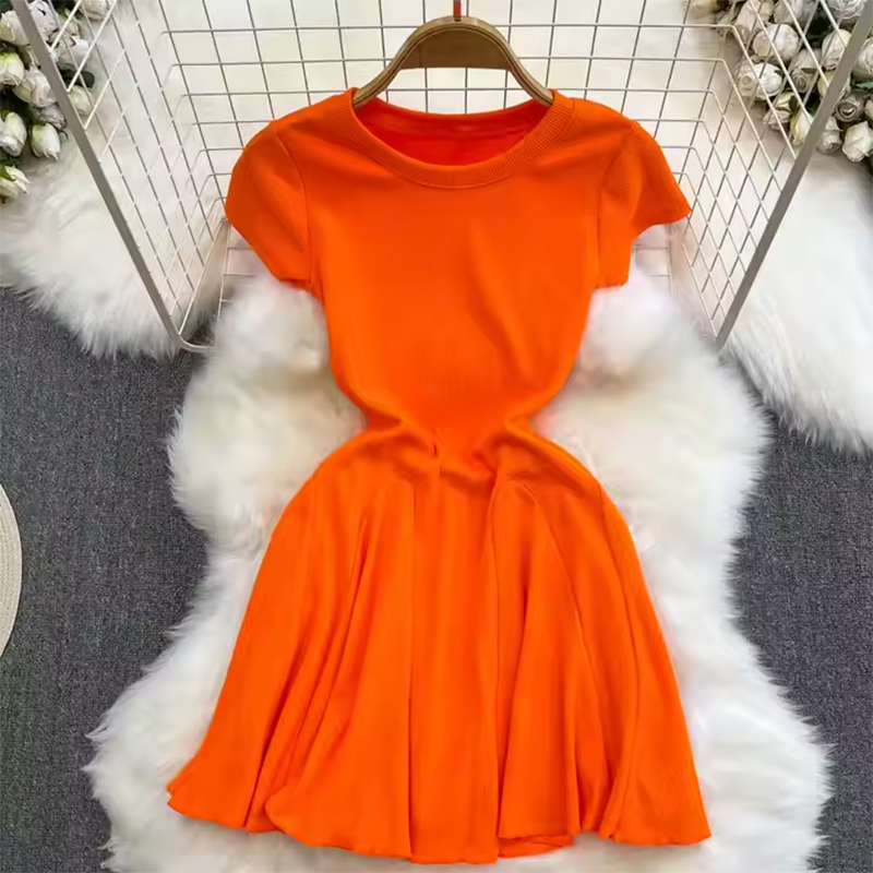 2025 Summer Korean Fashion Hot Girl Casual a Word Puffy Dress Short Sleeve Round Neck Waist Slimming Solid Color